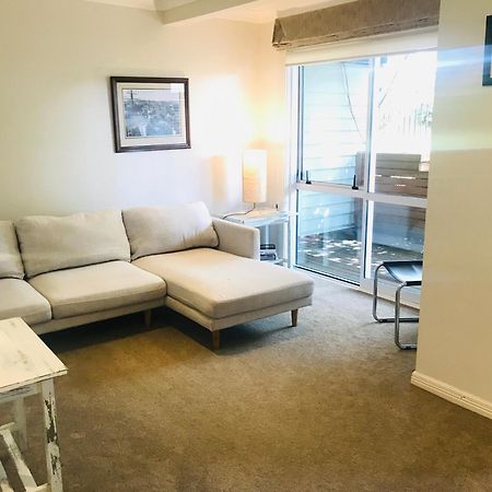 Beach Lodge Auckland Bagian luar foto
