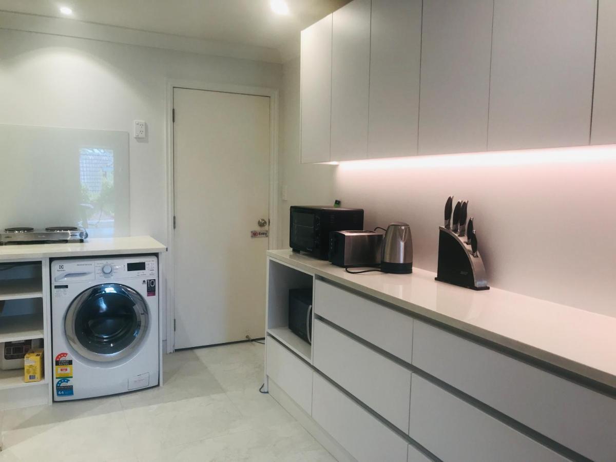 Beach Lodge Auckland Bagian luar foto